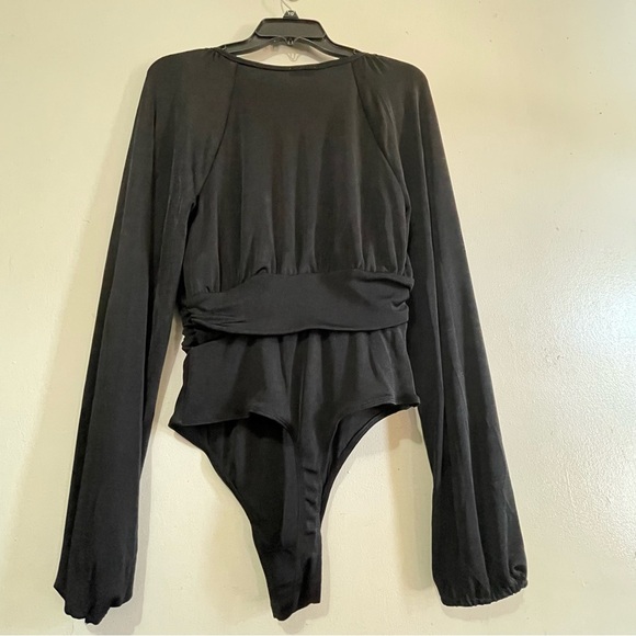 NWT Intimately Free People Top Bodysuit Wrap Black Medium - Picture 13 of 16